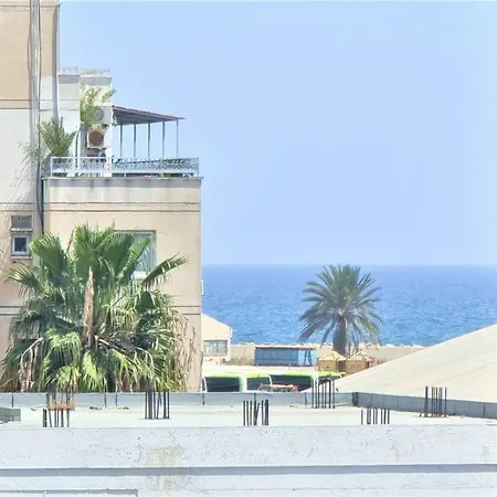 Coastal Getaway: 2 For Up To 14 Guests! Light-flooded And Spacious Apartmán